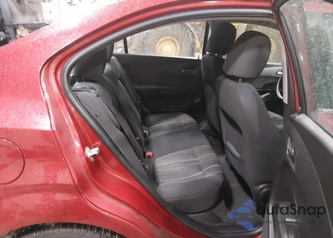 2016 Chevrolet Sonic Lt Auto z USA, uszkodzony, nr VIN 1G1JC5SH6G4112003